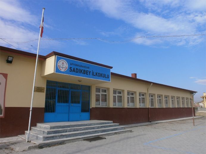 Sadıkbey İlkokulu 