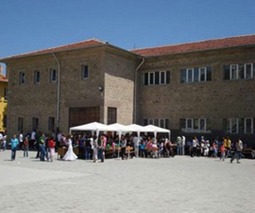 Sandıklı Yunus Emre Anadolu Lisesi 