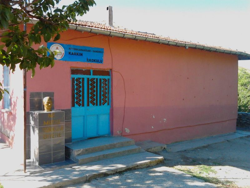 Karkin İlkokulu 