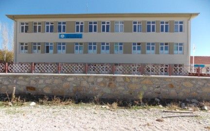 Güney Ayşe Zeynep Kocabıyık Ortaokulu 