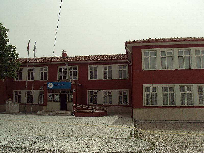 Selçuk İlkokulu 