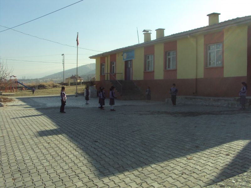 Çamözü İlkokulu 