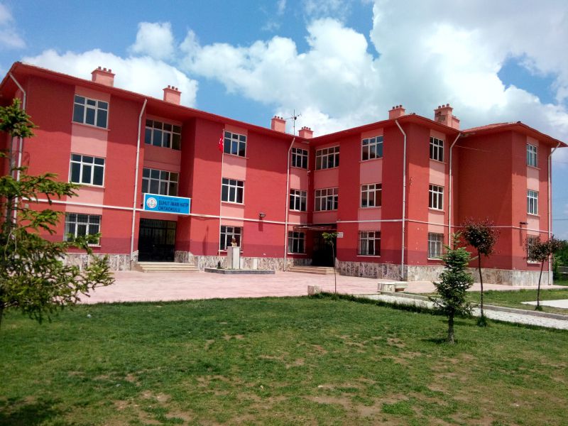 Şuhut İmam Hatip Ortaokulu 