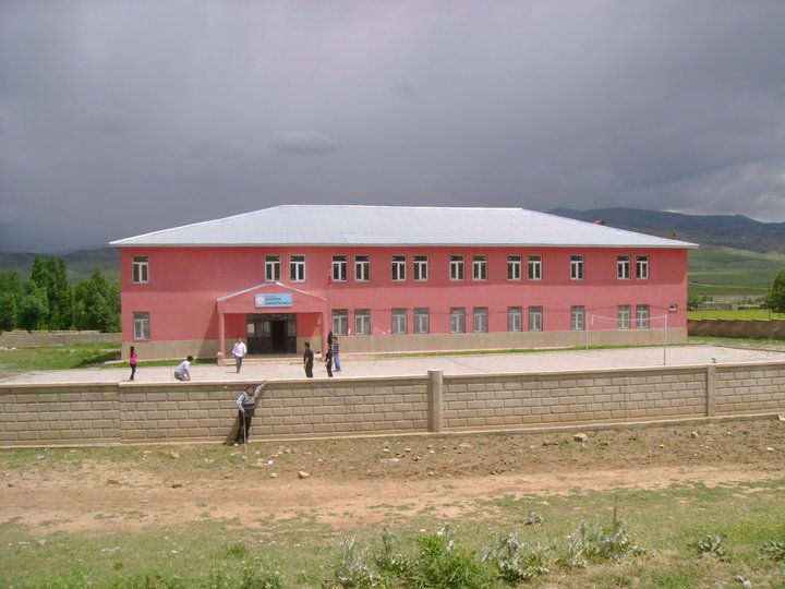 Karapazar Ortaokulu 