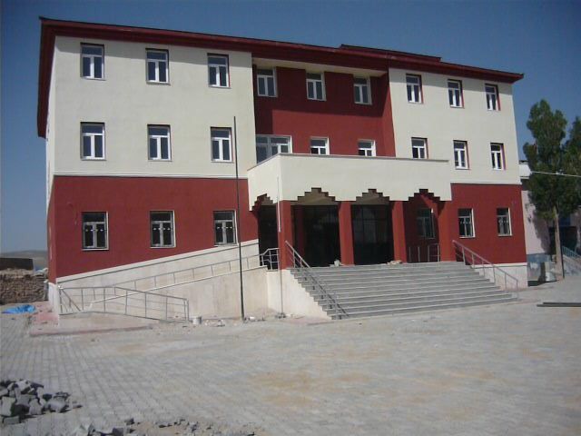 14 Nisan Ortaokulu 