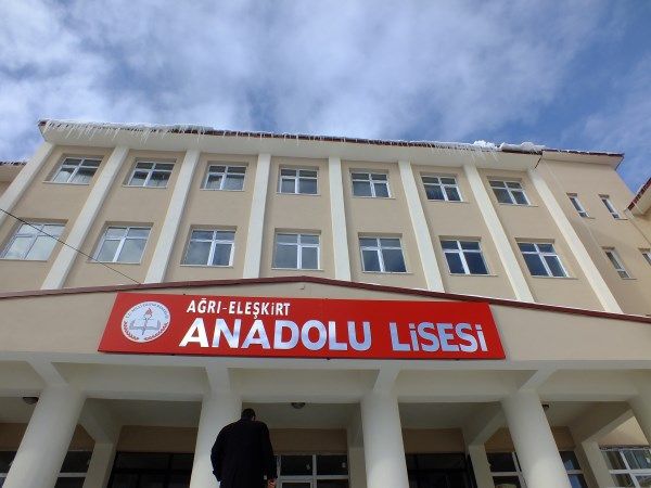 Eleşkirt Anadolu Lisesi 