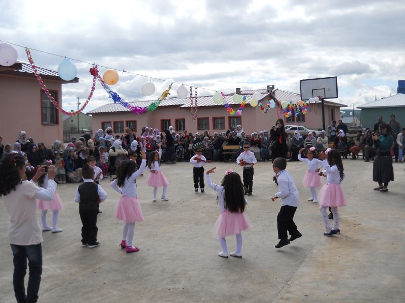 Yeşilova İlkokulu 