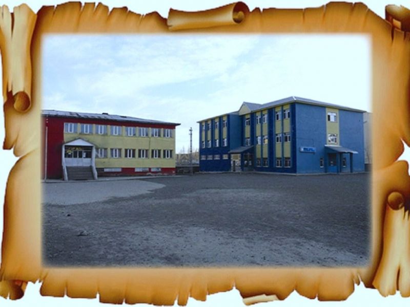 100. Yıl Ortaokulu 