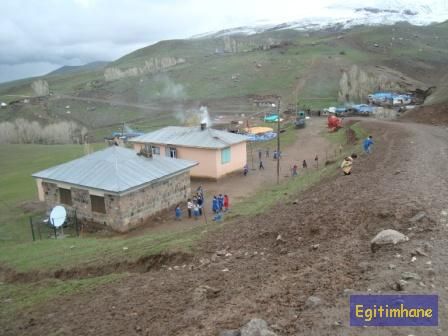 Danakıran İlkokulu 