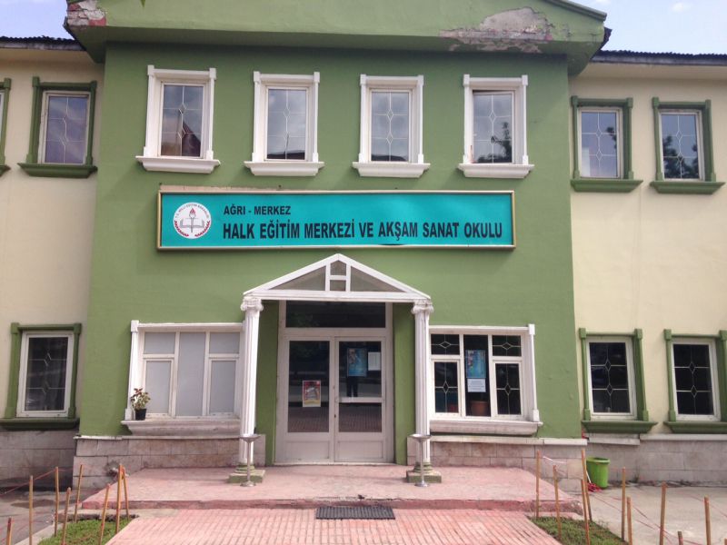 Halk Eğitim Merkezi Ve Akşam Sanat Okulu 