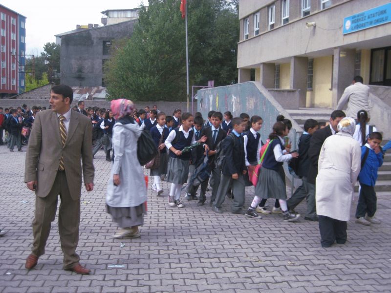 Atatürk İlkokulu 