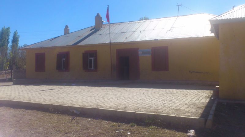 Taştekne Şehit Polis Yalçın Demir Ortaokulu 