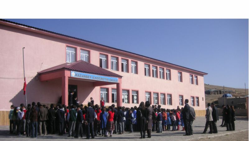 Kazanbey İlkokulu 