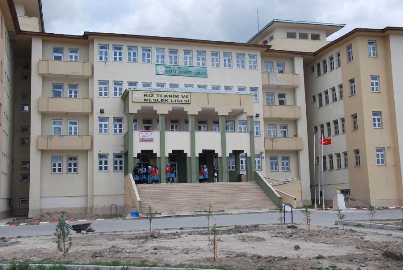 Patnos Fatih Mesleki Ve Teknik Anadolu Lisesi 