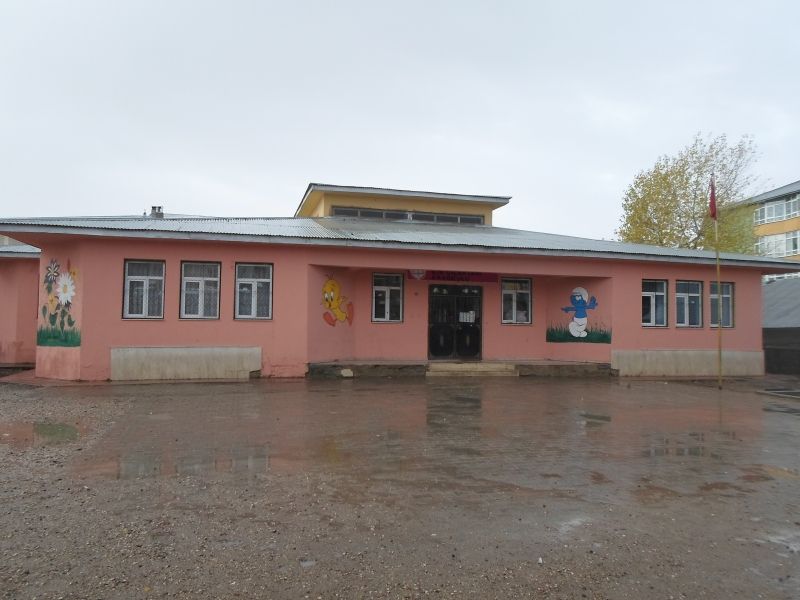 Kır Çiçekleri Anaokulu 