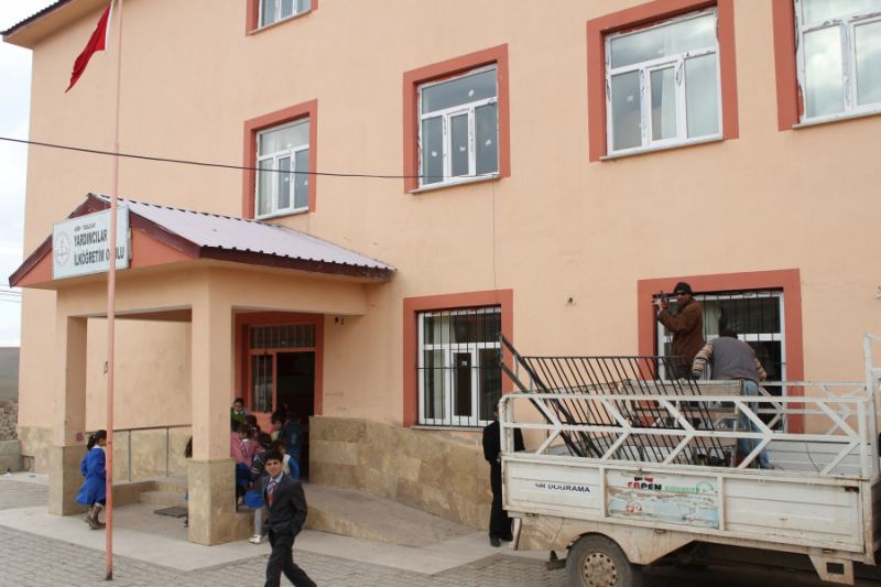 Yardımcılar İlkokulu 