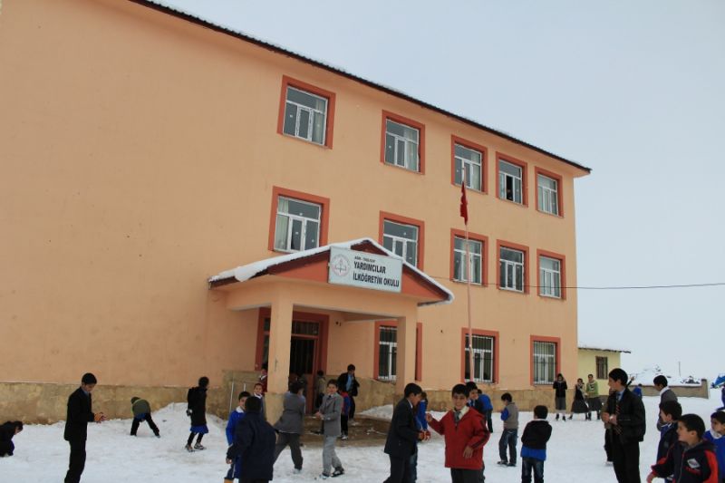 Yardımcılar Ortaokulu 