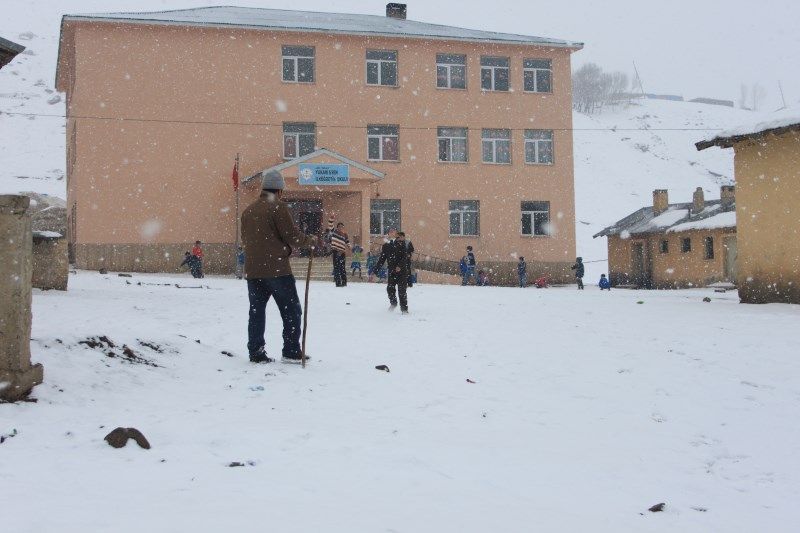 Yukarı Esen Ortaokulu 
