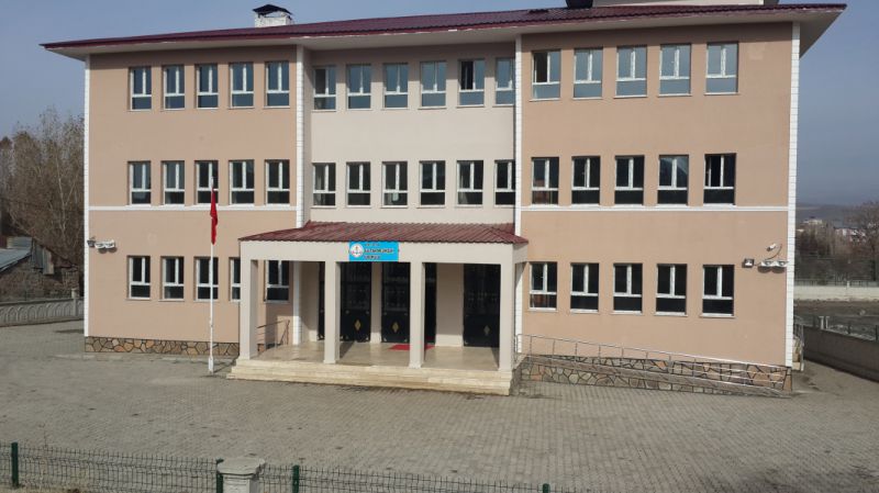 Sultan Melikşah İlkokulu 