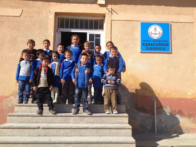 Karacaören İlkokulu 