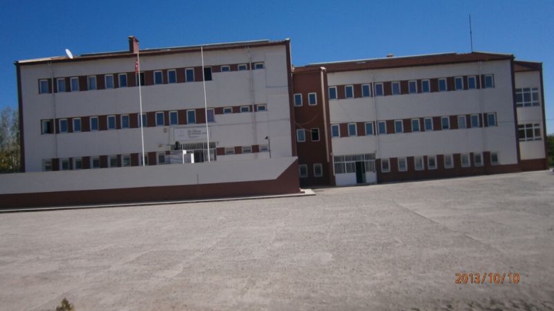 Adil Candemir Çok Programlı Anadolu Lisesi 