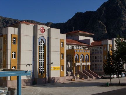 Amasya Sosyal Bilimler Lisesi 