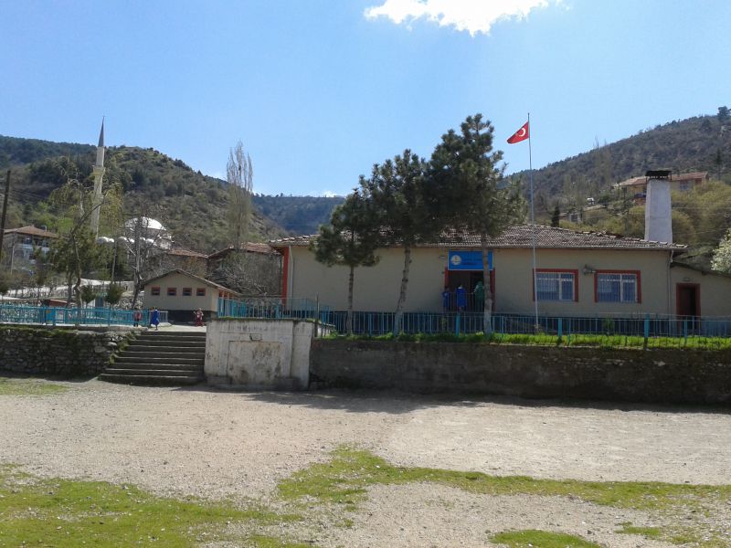 Ezinepazar İlkokulu 
