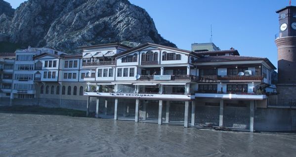 Öğretmenevi Ve Akşam Sanat Okulu 