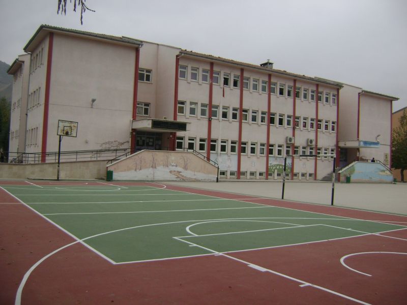 Serdar Zeren İlkokulu 
