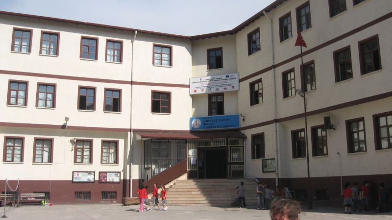 Zübeyde Hanım Üçler İlkokulu 