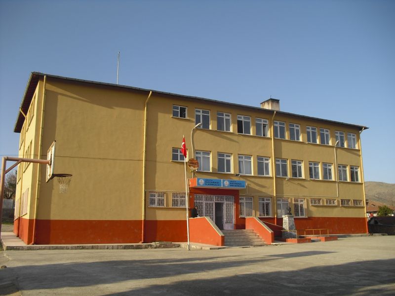 Kayabaşı Ortaokulu 