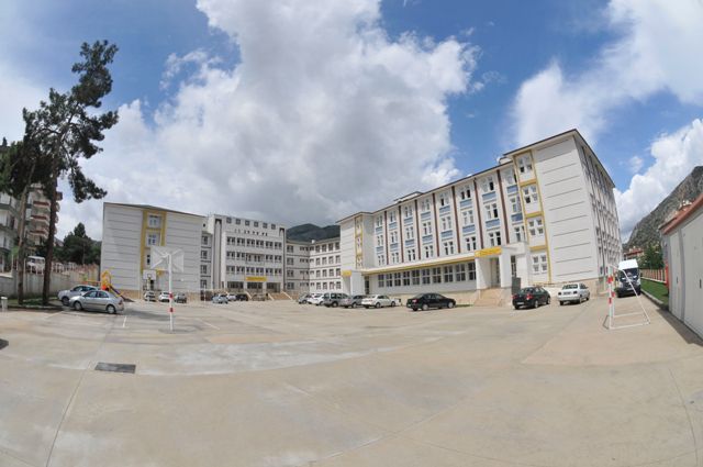 İlduş Hatun Mesleki Ve Teknik Anadolu Lisesi 