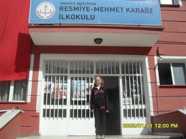 Resmiye Mehmet Karaöz İlkokulu 