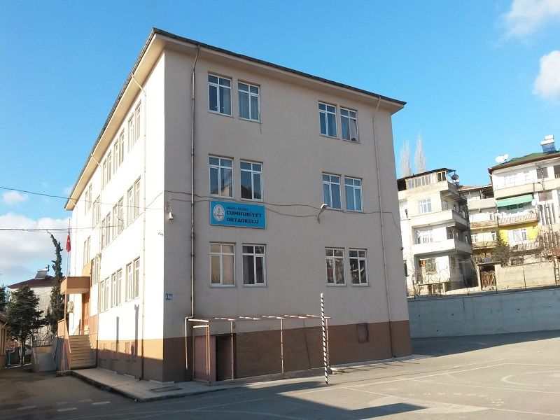 Cumhuriyet Ortaokulu 