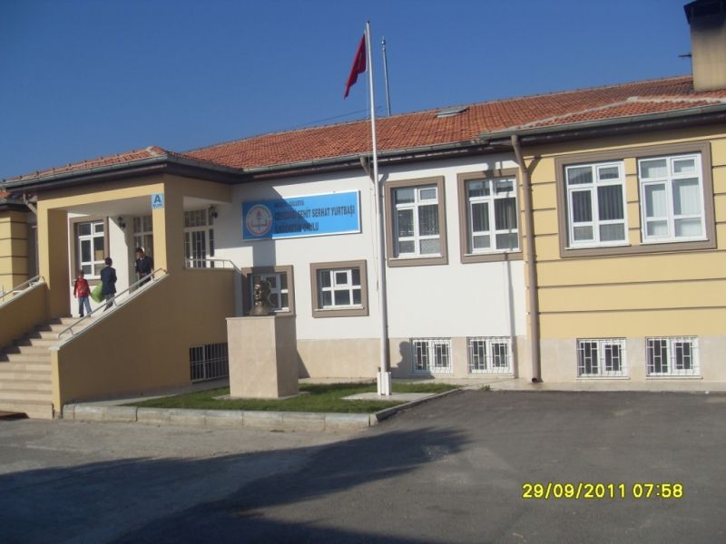 Cevizdibi Şehit Serhat Yurtbaşı Ortaokulu 