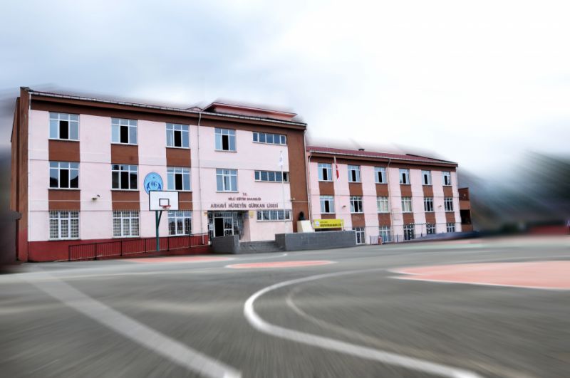 Arhavi Hüseyin Gürkan Anadolu Lisesi 