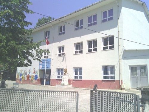 Muratlı İlkokulu 