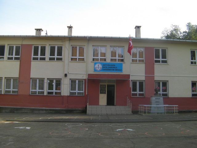Kaya Çamurlu Ortaokulu 