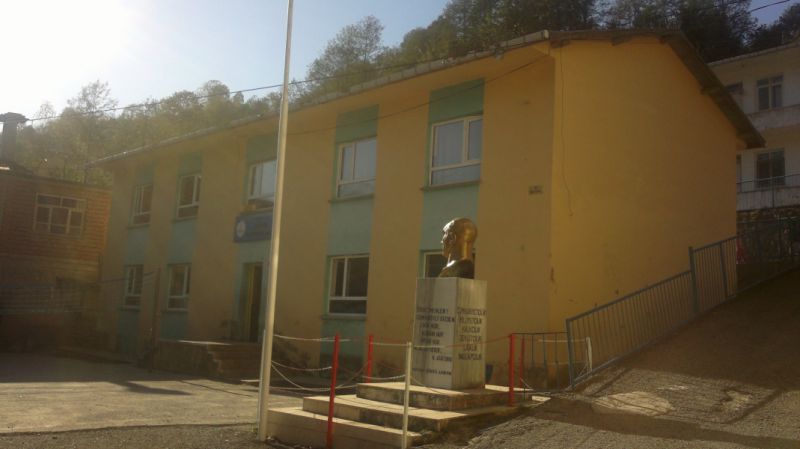 Başoba Ortaokulu 