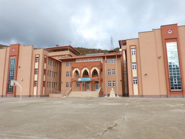 Seyitler Toki Şehit Onur İlhan Ortaokulu 