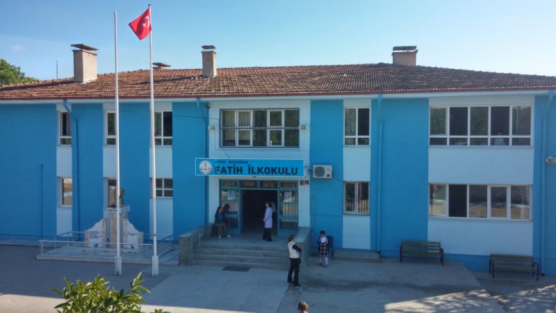 Fatih İlkokulu 
