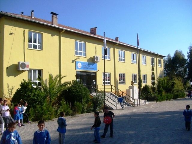 Kamilpaşa İlkokulu 