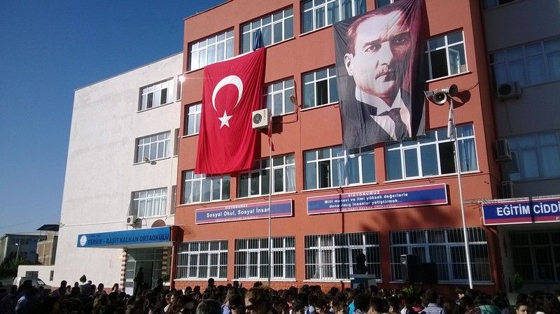 Feride Raşit Kalkan Ortaokulu 