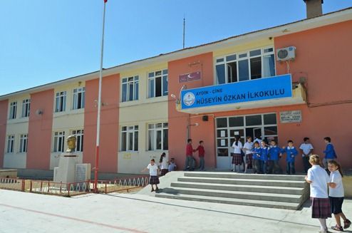 Hüseyin Özkan İlkokulu 