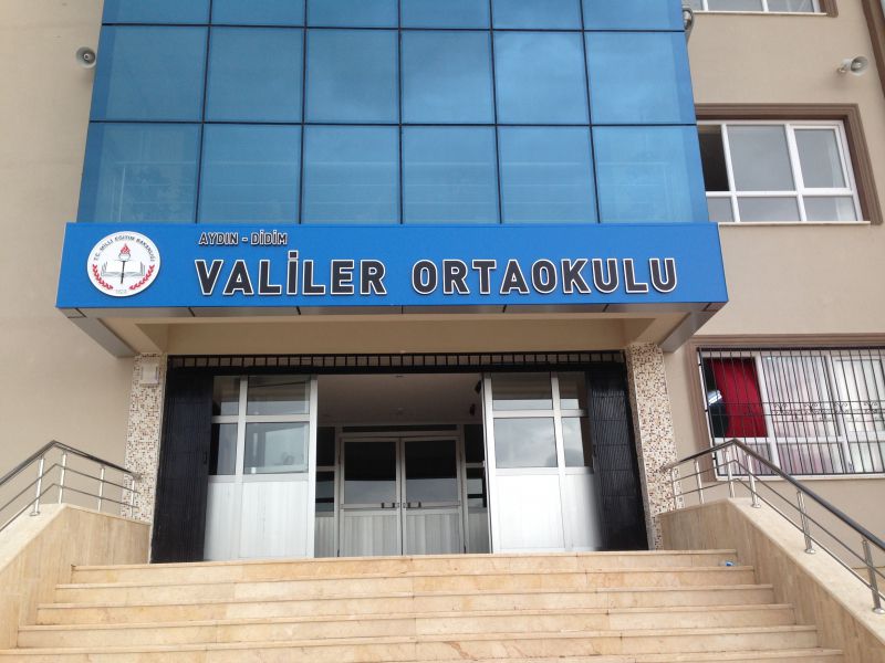 Valiler Ortaokulu 