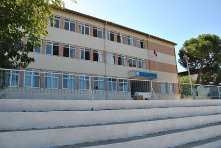Baltaköy Hacı İbrahim Akdemir Ortaokulu 