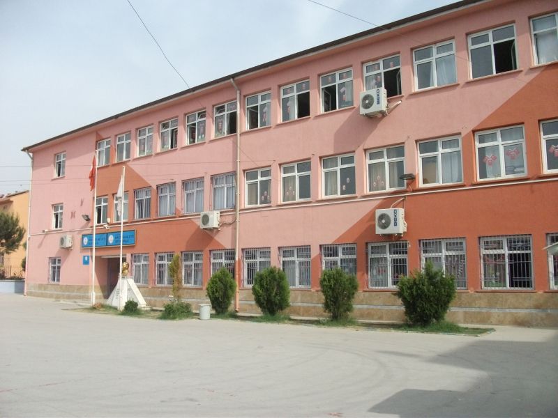 Hacı Celal Oto Ortaokulu 