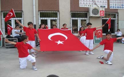 75.yıl Vali Muharrem Göktayoğlu Ortaokulu 