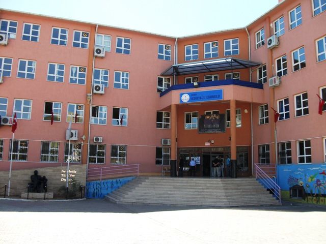 Yedieylül İlkokulu 