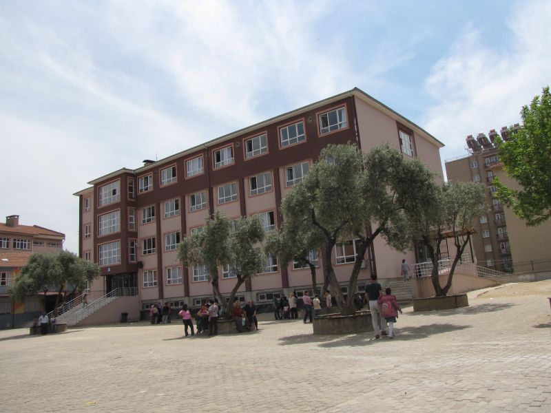 Ekrem Çifçi İlkokulu 